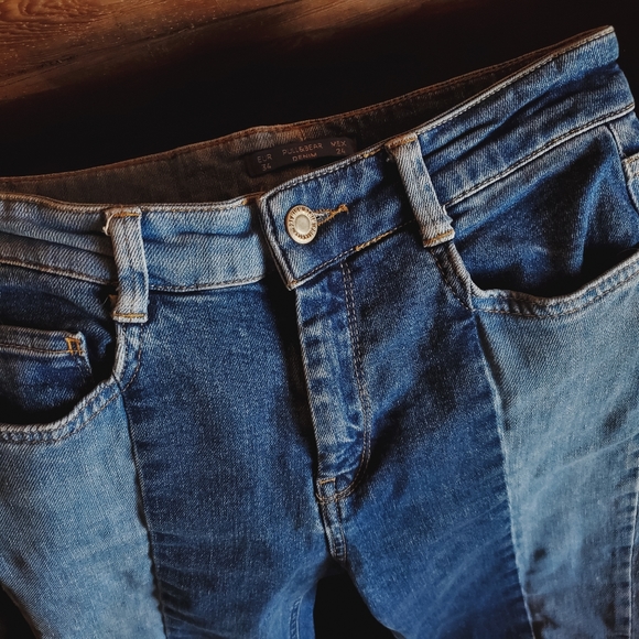 Super High Rise Split Tone / Patch Jeans - Picture 5 of 8